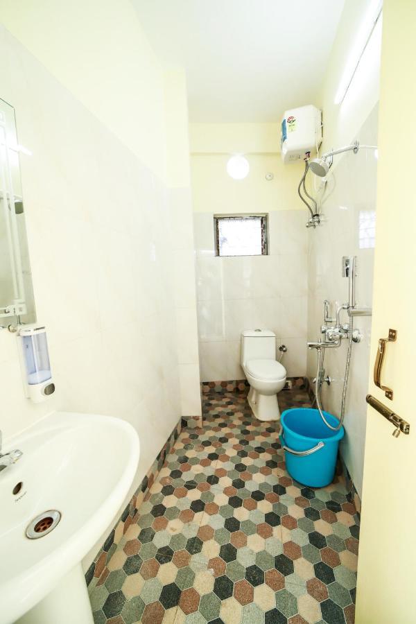 Rishika Guest House And Banquet Calcuta Exterior foto